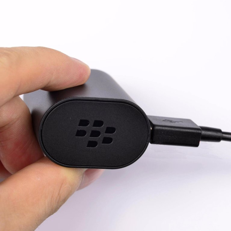 Cargador Blackberry Original 5v 850mah Cable Microusb Q5 Z10
